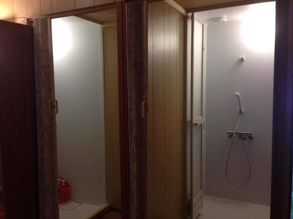 Goto Guest House Utojuku Exterior foto
